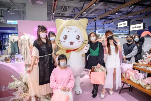 閃耀暖暖時尚快閃店　案例現場紀錄