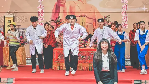 4e0d2946bafc44e656cf2886c0b75bb2 M